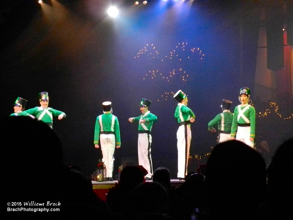 Deck the Halls show featuring green soldiers.
