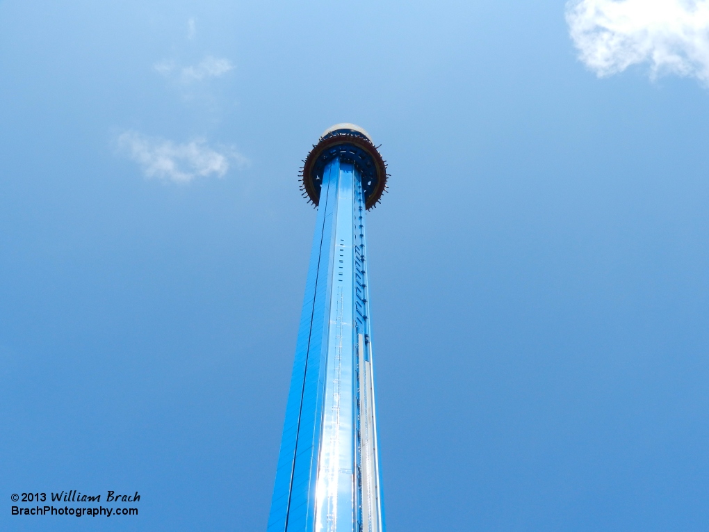 Riders take in the view before being dropped back to Earth.